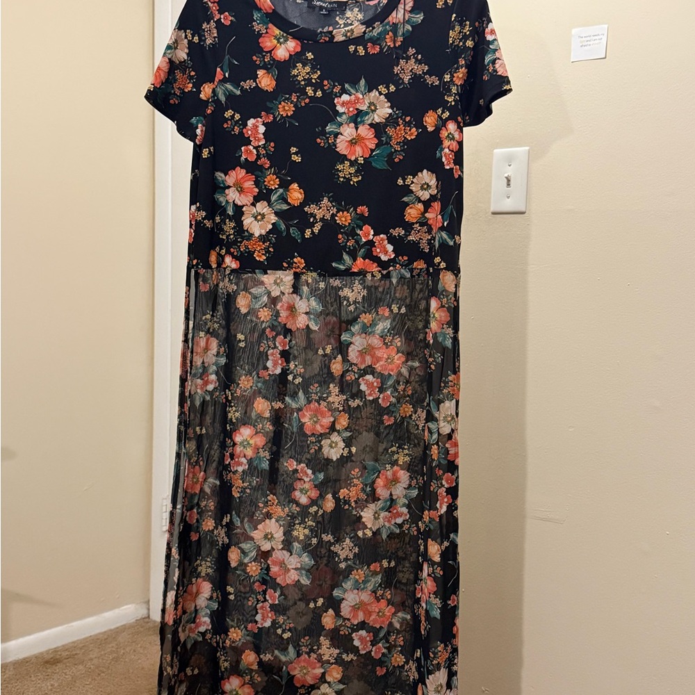 Sweet Rain - Floral Black Maxi Dress